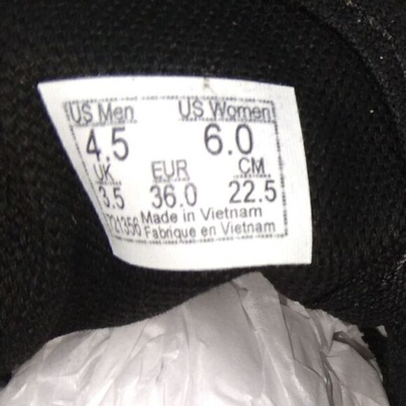 VANS Stacked Womens NEW w/Tags Morph Blackout Butterflies Sneakers - sz. 6 - Picture 7 of 7